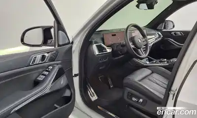 BMW X7 2025 4.4 гидро в Москве № 2129882, миниатюра 10