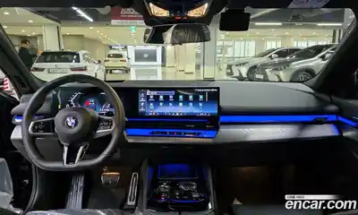 BMW 5-Series 2024 2.0 гидро в Москве № 2129891, миниатюра 8