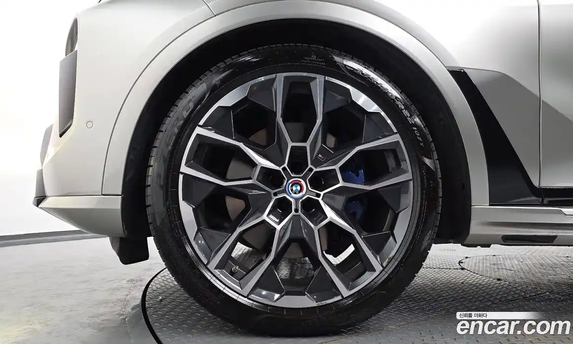 BMW X7 2025 3.0 гидро в Москве № 2130022, фото 4