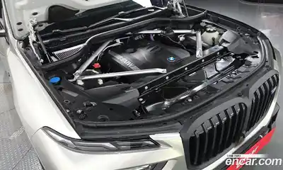 BMW X7 2025 3.0 гидро в Москве № 2130022, миниатюра 5
