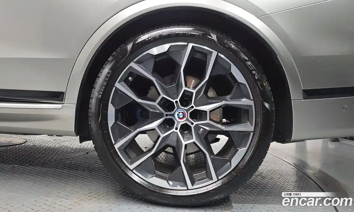 BMW X7 2025 3.0 гидро в Москве № 2130022, фото 6