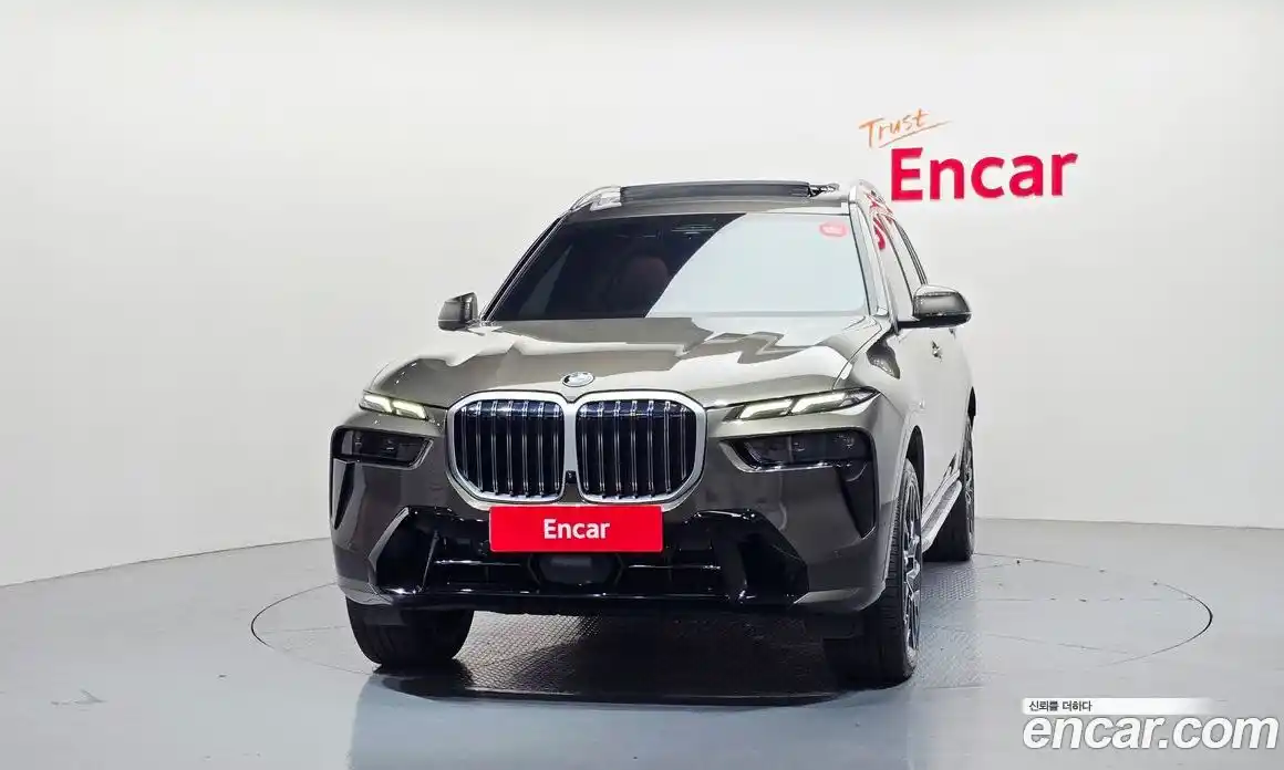 BMW X7 2024 3.0 гидро в Москве № 2130281, фото 3