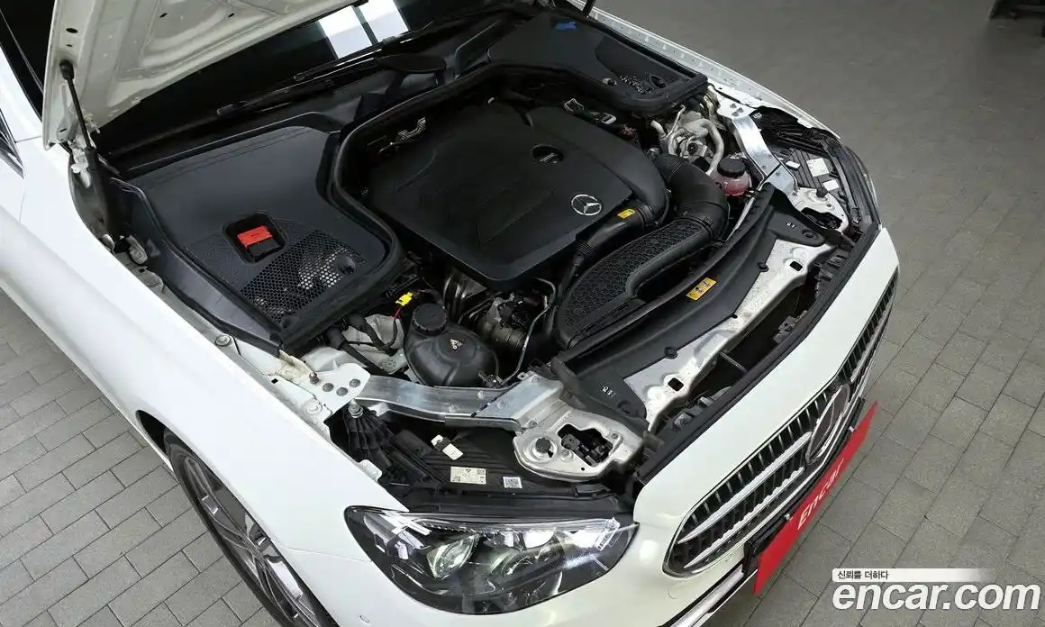 Mercedes-Benz E-Class 2021 2.0 гидро в Москве № 2130332, фото 6