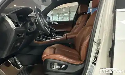 BMW X7 2021 3.0 гидро в Москве № 2130390, миниатюра 10