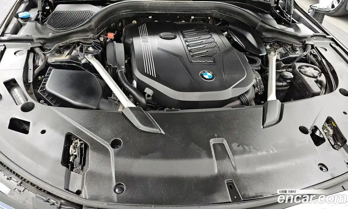 BMW 6-Series 2023 3.0 гидро в Москве № 2130522, фото 6