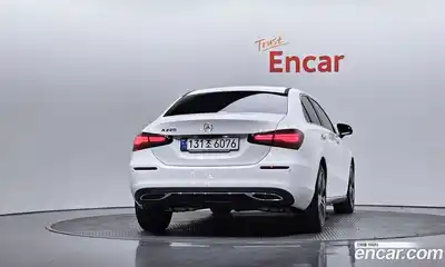 Mercedes-Benz A-Class 2024 2.0 гидро в Москве № 2130862, миниатюра 4
