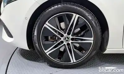 Mercedes-Benz A-Class 2024 2.0 гидро в Москве № 2130862, миниатюра 5