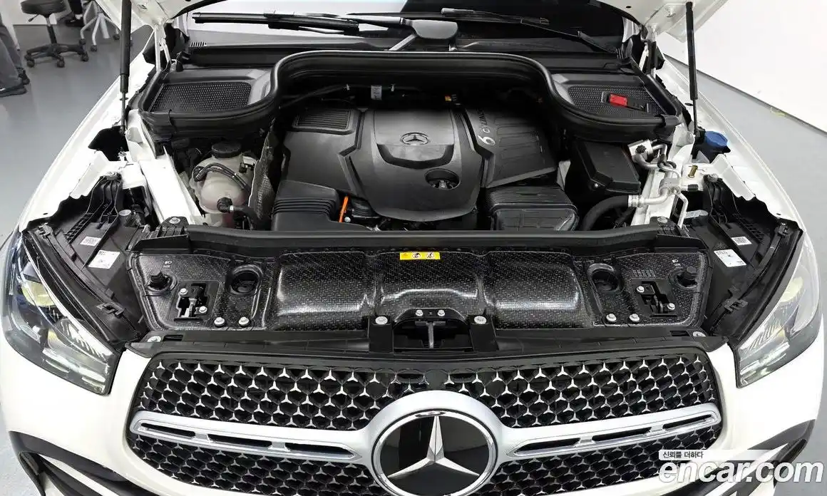 Mercedes-Benz GLE-Class 2024 3.0 гидро в Москве № 2130868, фото 6
