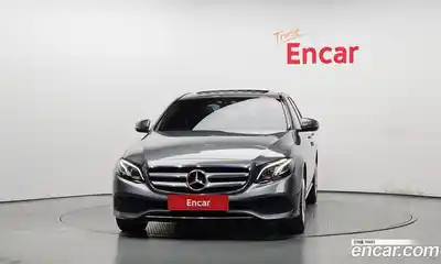 Mercedes-Benz E-Class 2017 1.9 гидро в Москве № 2130924, миниатюра 3