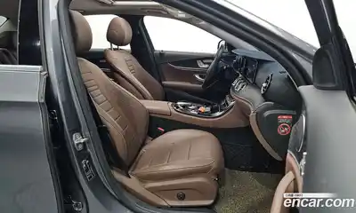 Mercedes-Benz E-Class 2017 1.9 гидро в Москве № 2130924, миниатюра 10