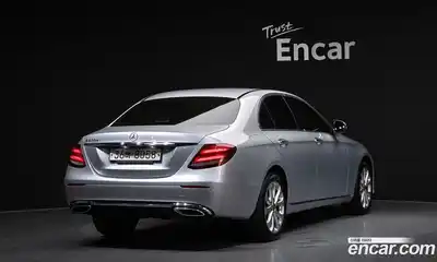 Mercedes-Benz E-Class 2017 1.9 гидро в Москве № 2130926, миниатюра 2