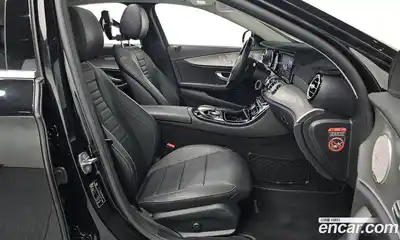 Mercedes-Benz E-Class 2017 2.0 гидро в Москве № 2130927, миниатюра 11