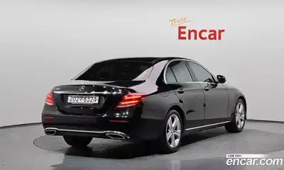 Mercedes-Benz E-Class 2017 2.0 гидро в Москве № 2130927, миниатюра 2