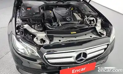 Mercedes-Benz E-Class 2017 2.0 гидро в Москве № 2130927, миниатюра 6