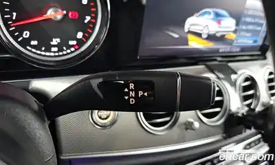 Mercedes-Benz E-Class 2017 2.0 гидро в Москве № 2130927, миниатюра 9