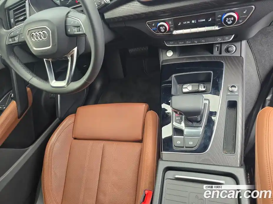 Audi Q5 2023 2.0 гидро в Москве № 2131005, фото 9