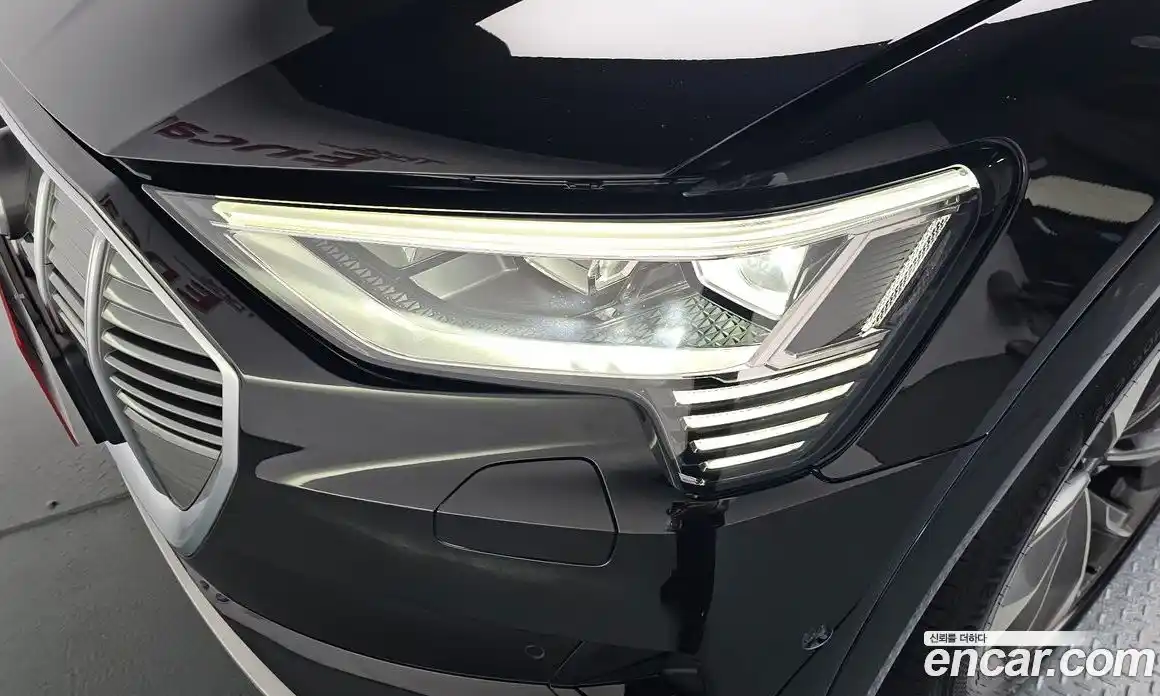 Audi e-tron 2021 0.2 гидро в Москве № 2131057, фото 7
