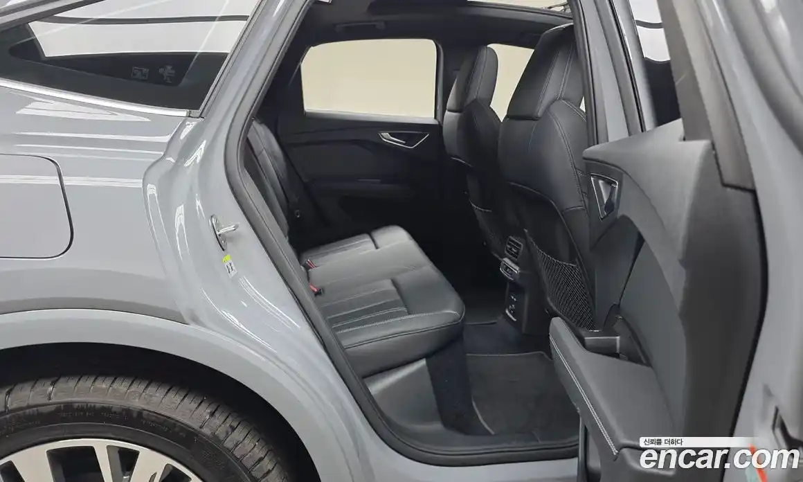 Audi Q4 e-tron 2023 0.2 гидро в Москве № 2131058, фото 12