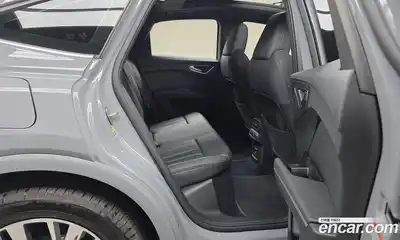 Audi Q4 e-tron 2023 0.2 гидро в Москве № 2131058, миниатюра 12