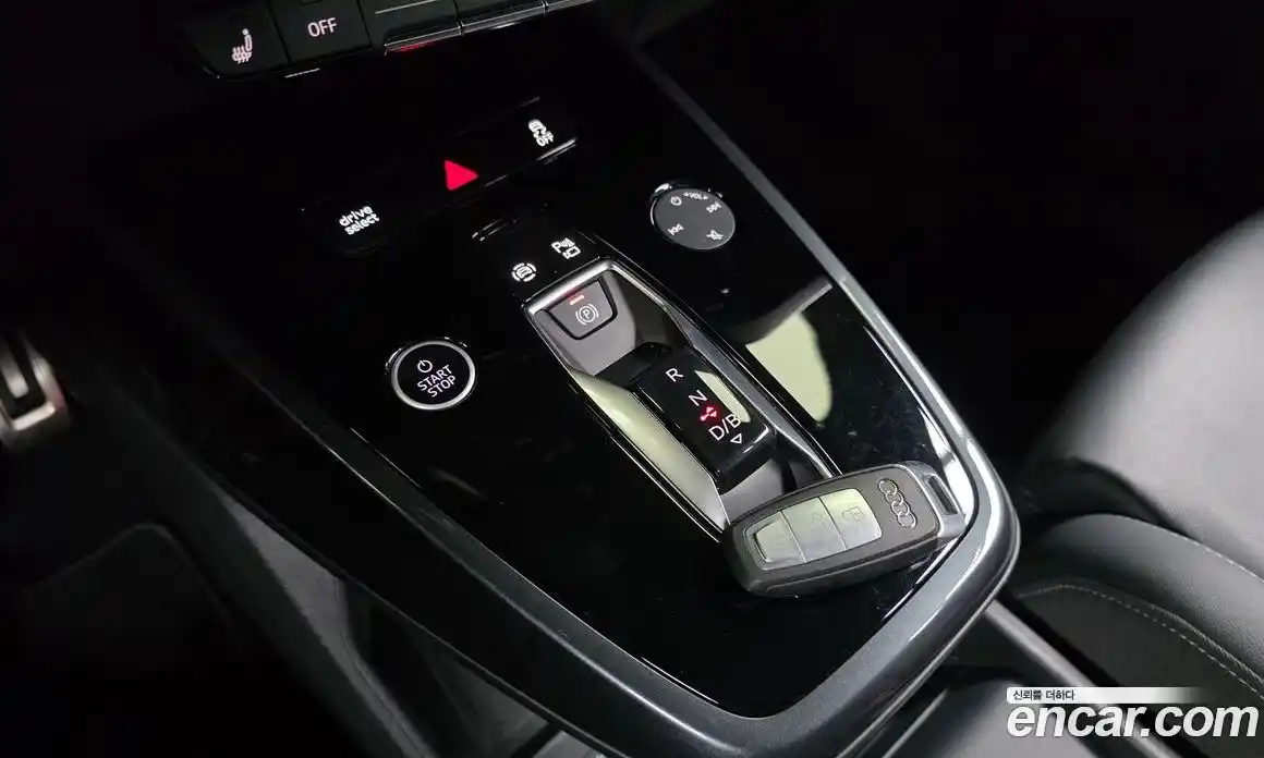 Audi Q4 e-tron 2023 0.2 гидро в Москве № 2131058, фото 9