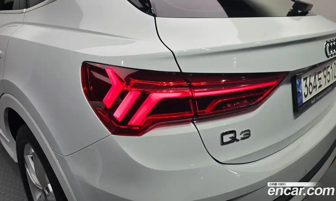 Audi Q3 2023 2.0 гидро в Москве № 2131077, фото 9