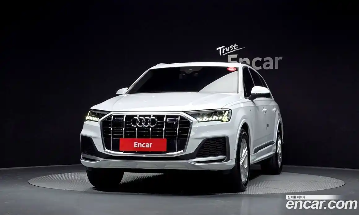Audi Q7 2021 3.0 гидро в Москве № 2131085, фото 3