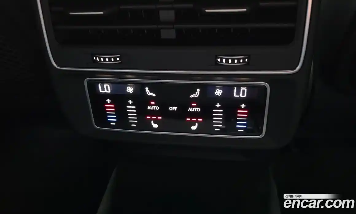 Audi Q8 2022 3.0 гидро в Москве № 2131132, фото 29
