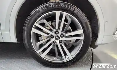 Audi Q5 2022 2.0 гидро в Москве № 2131177, миниатюра 7
