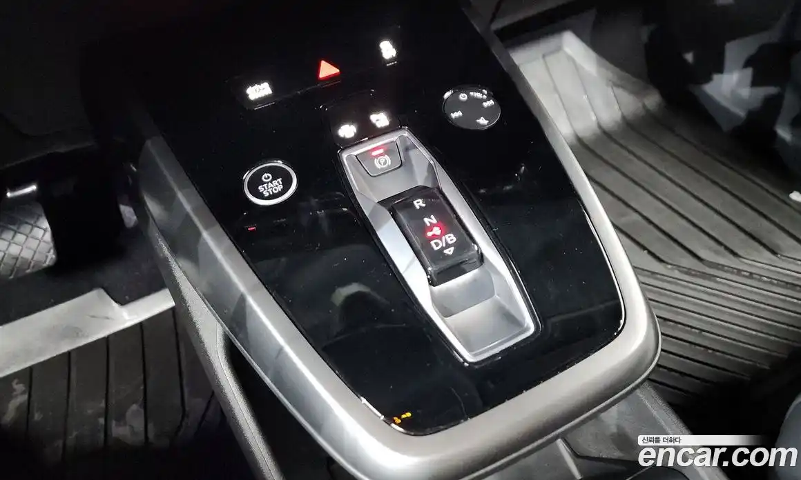Audi Q4 e-tron 2023 0.2 гидро в Москве № 2131183, фото 12