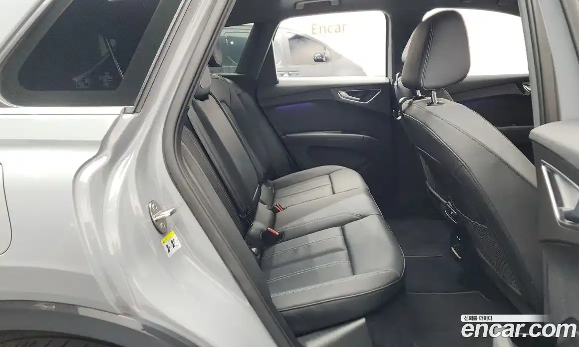 Audi Q4 e-tron 2023 0.2 гидро в Москве № 2131183, фото 17