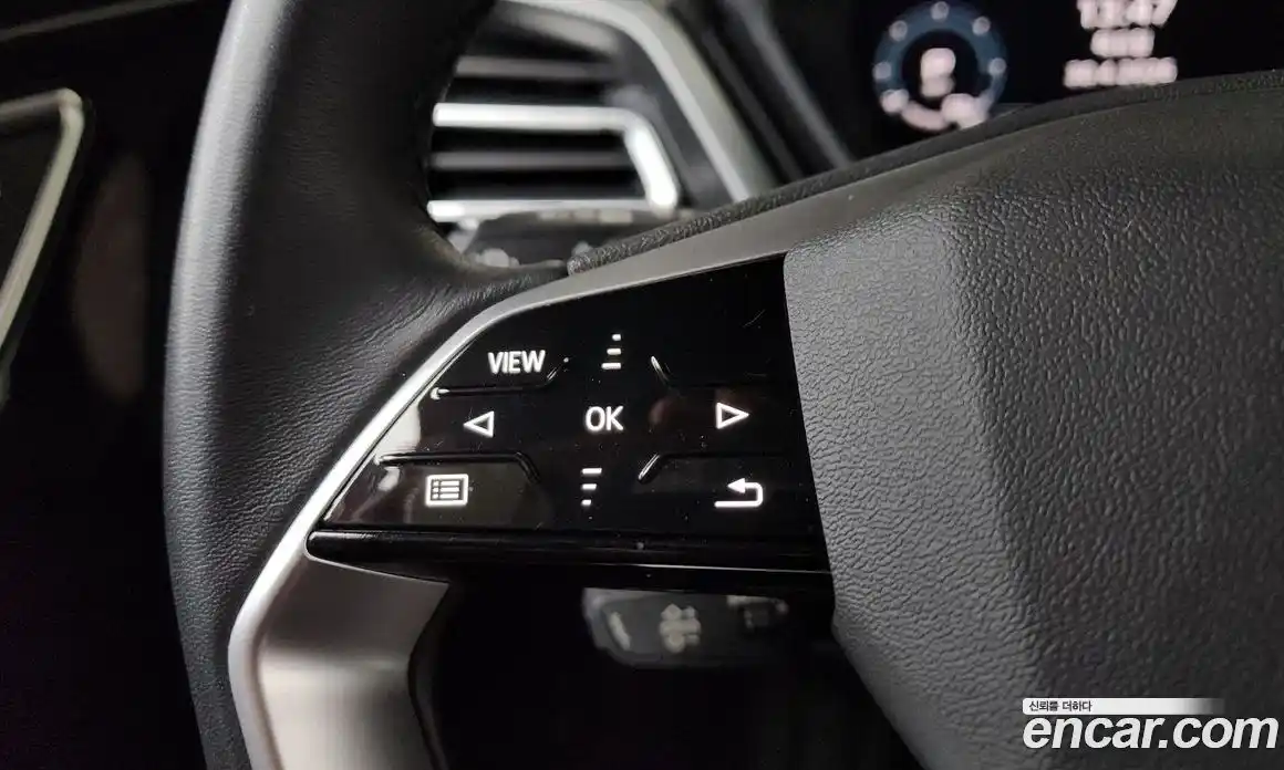 Audi Q4 e-tron 2023 0.2 гидро в Москве № 2131183, фото 22