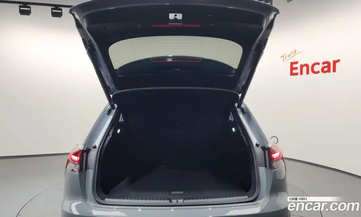 Audi Q4 e-tron 2023 0.2 гидро в Москве № 2131183, фото 26