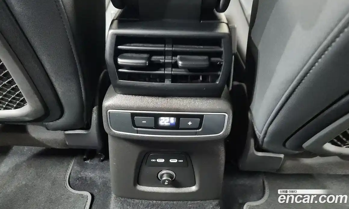 Audi Q4 e-tron 2023 0.2 гидро в Москве № 2131183, фото 38