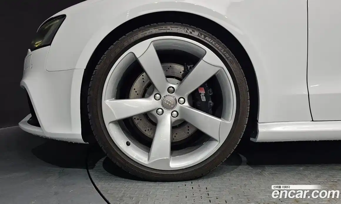Audi RS5 2012 4.2 гидро в Москве № 2131242, фото 5
