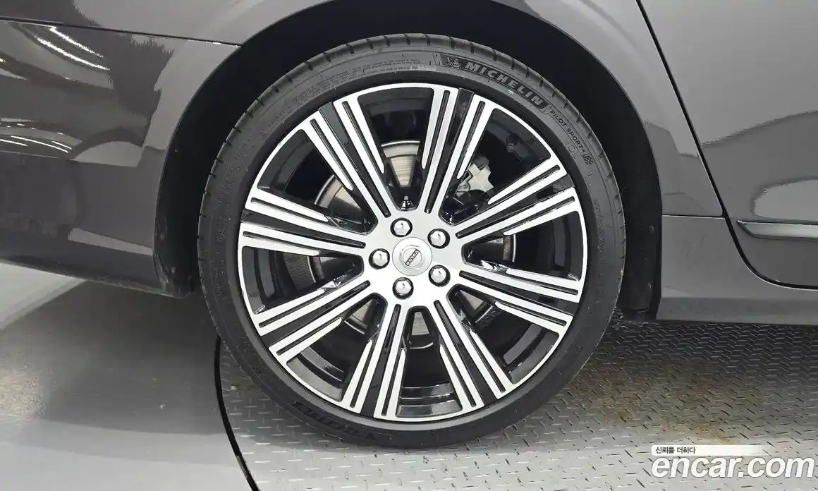 Volvo S90 2024 2.0 гидро в Москве № 2131507, фото 7