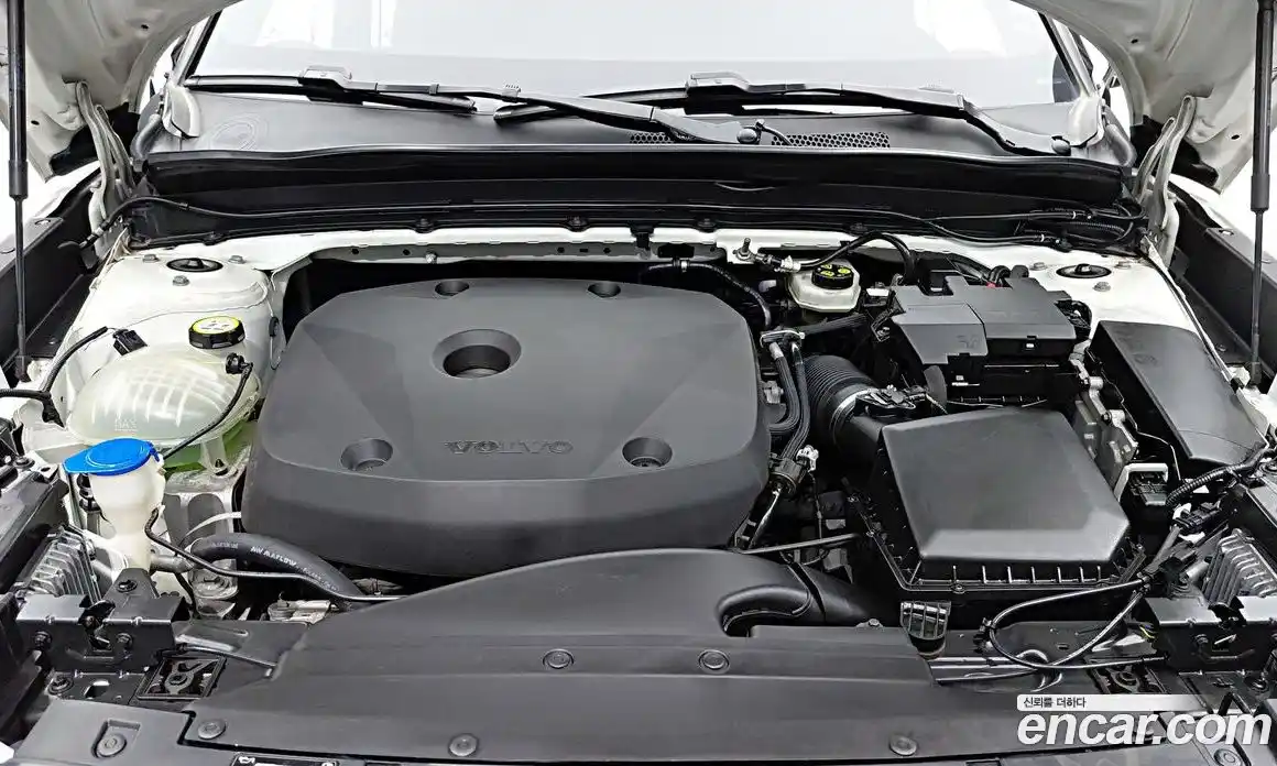 Volvo XC40 2019 2.0 гидро в Москве № 2131618, фото 12
