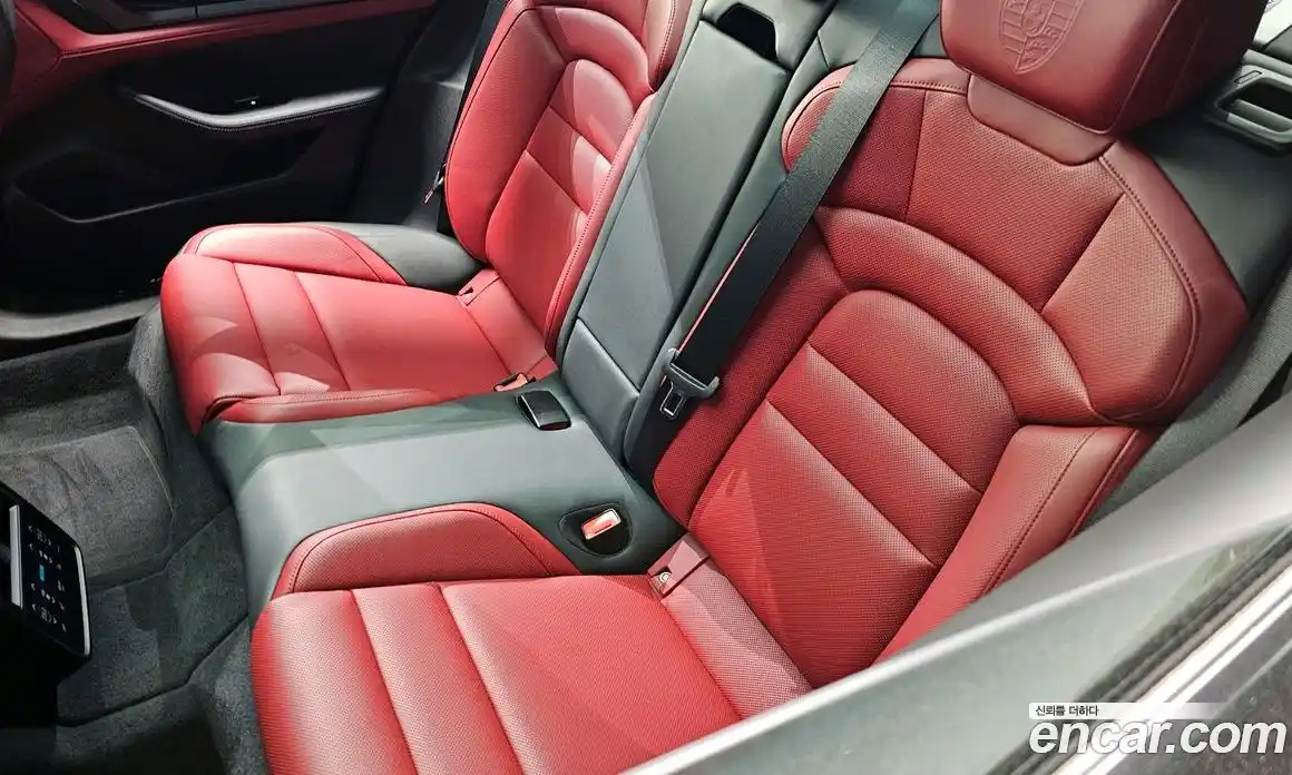 Porsche Taycan 2022 0.1 гидро в Москве № 2131669, фото 32