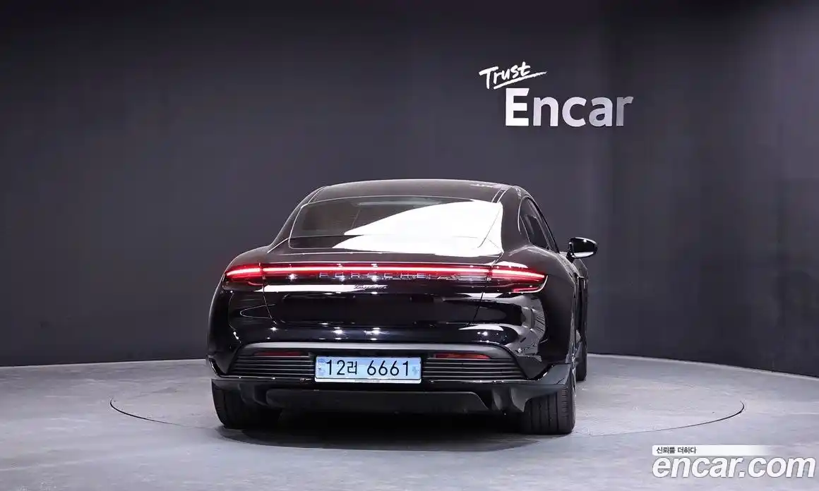 Porsche Taycan 2022 0.1 гидро в Москве № 2131669, фото 4
