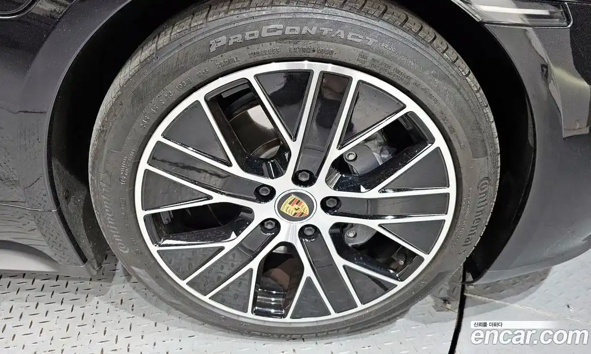 Porsche Taycan 2022 0.1 гидро в Москве № 2131669, фото 7