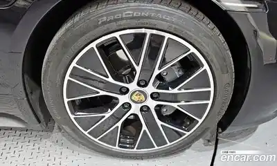 Porsche Taycan 2022 0.1 гидро в Москве № 2131669, миниатюра 7