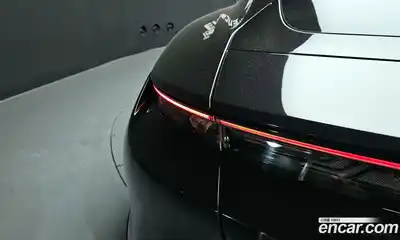 Porsche Taycan 2022 0.1 гидро в Москве № 2131669, миниатюра 9