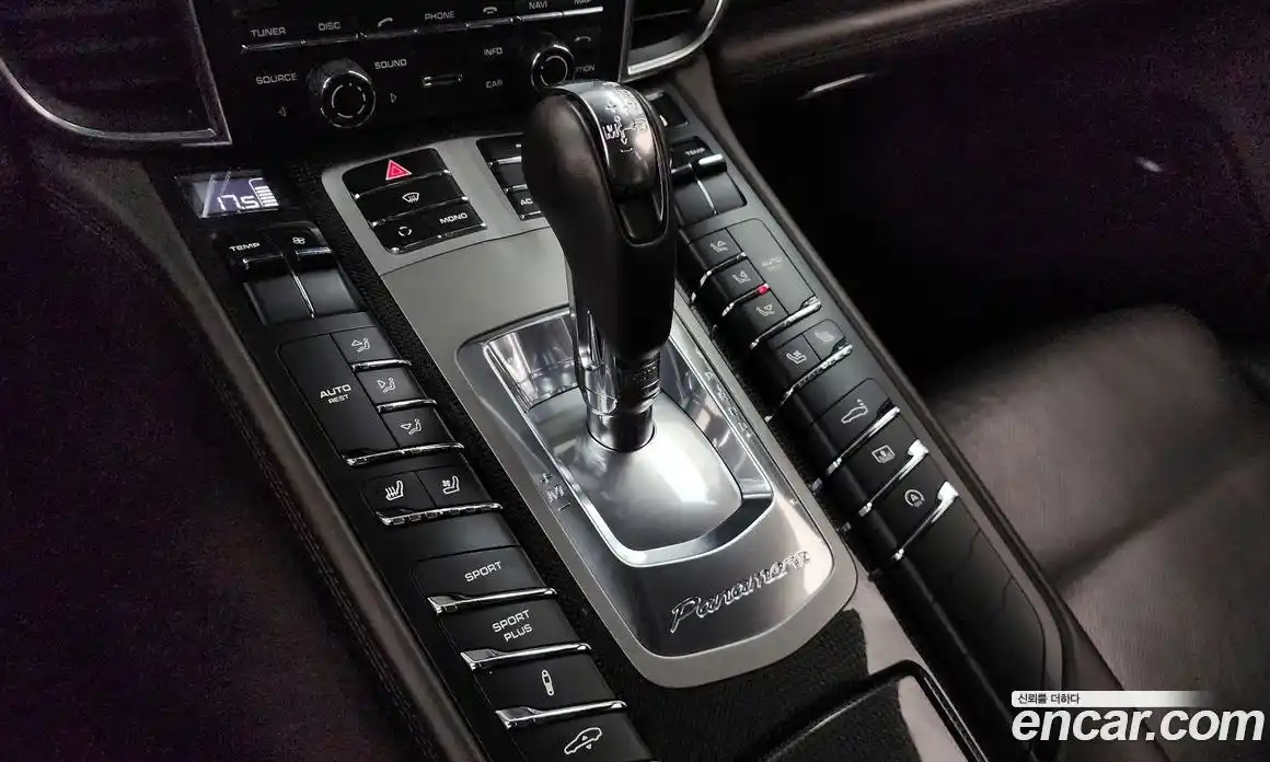 Porsche Panamera 2010 4.8 гидро в Москве № 2131754, фото 9