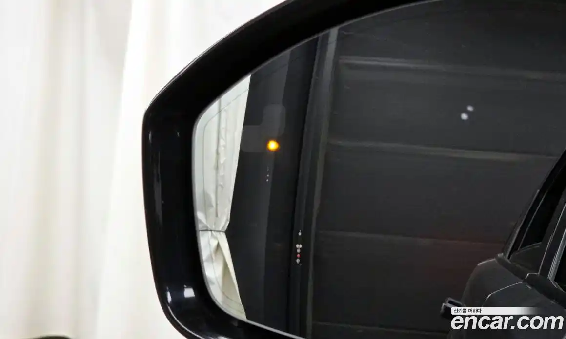 Land Rover Range-Rover Velar 2022 3.0 гидро в Москве № 2131855, фото 33