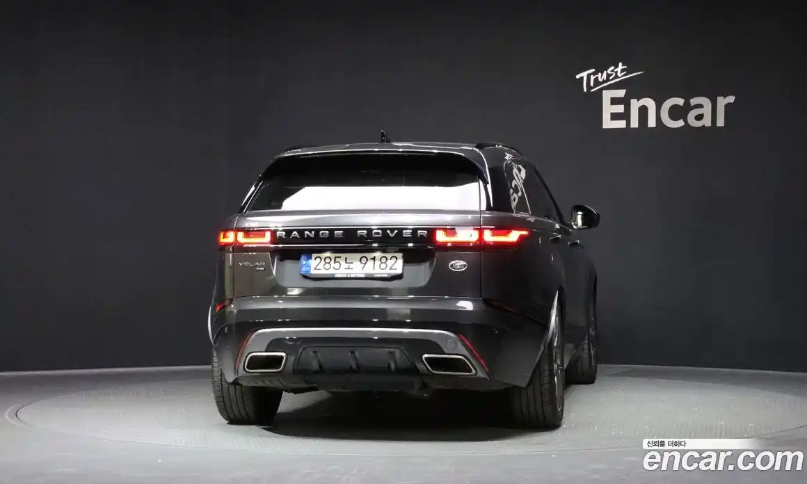 Land Rover Range-Rover Velar 2022 3.0 гидро в Москве № 2131855, фото 4