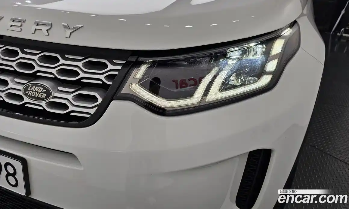 Land Rover Discovery Sport 2022 2.0 гидро в Москве № 2131858, фото 8