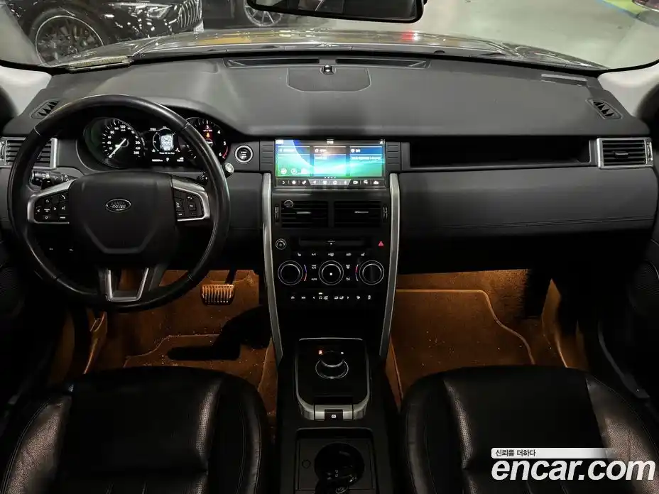 Land Rover Discovery Sport 2017 2.0 гидро в Москве № 2131861, фото 7