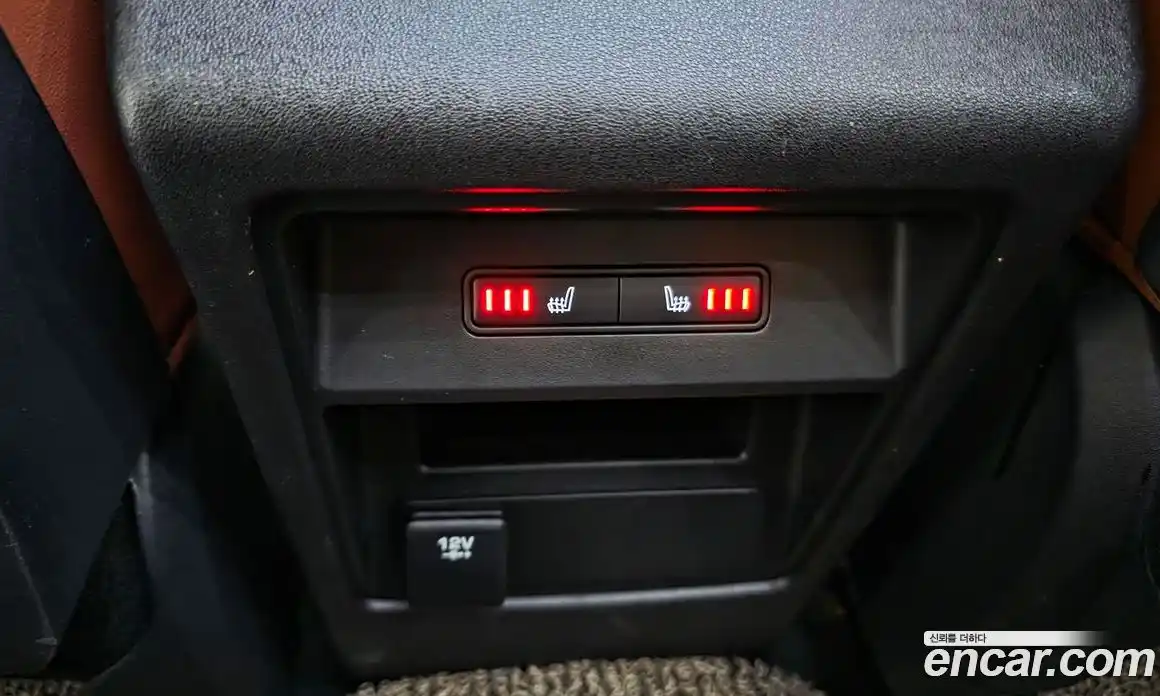 Land Rover Discovery Sport 2016 2.0 гидро в Москве № 2131923, фото 17