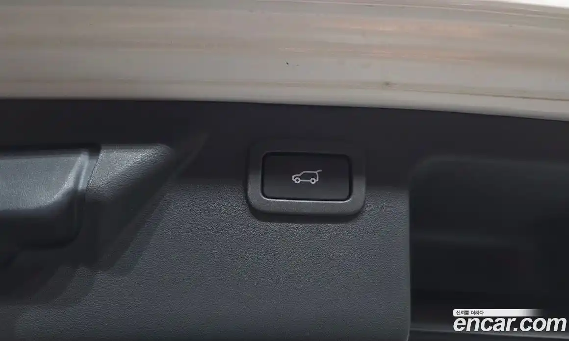 Land Rover Discovery Sport 2016 2.0 гидро в Москве № 2131923, фото 20