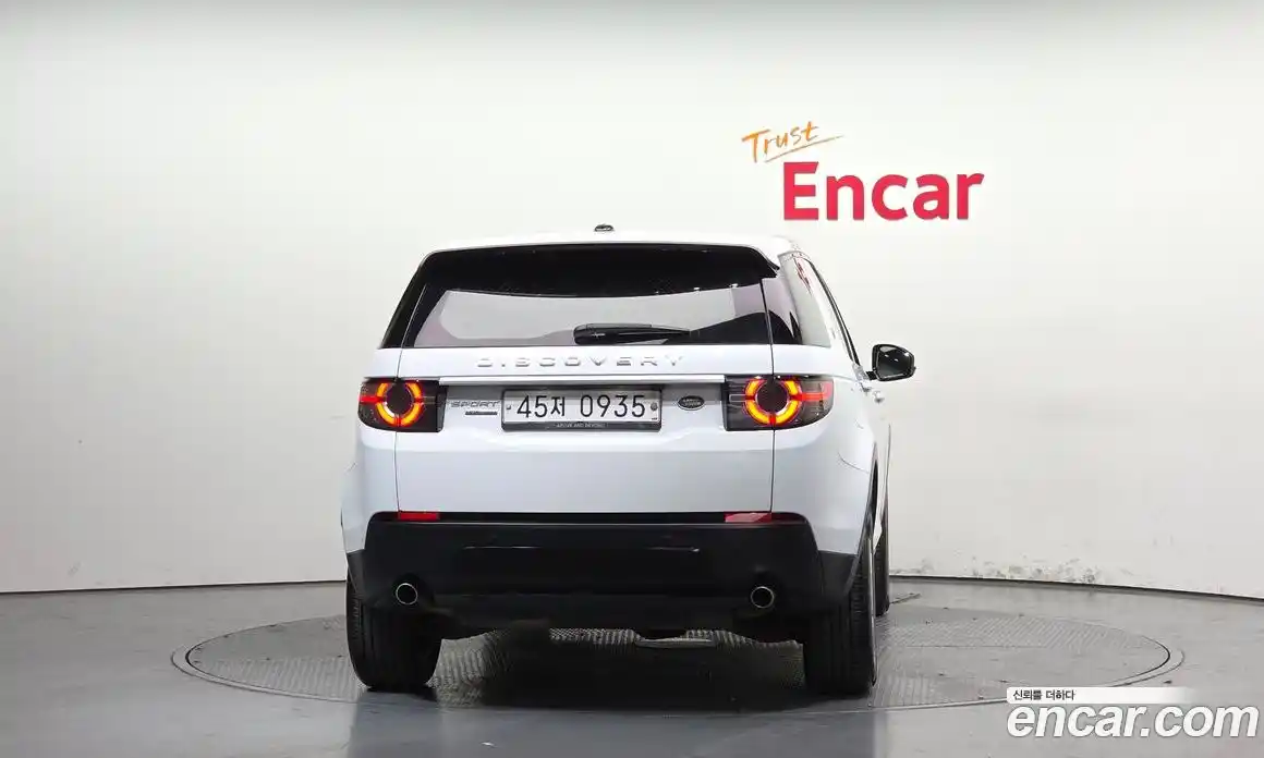 Land Rover Discovery Sport 2016 2.0 гидро в Москве № 2131923, фото 4