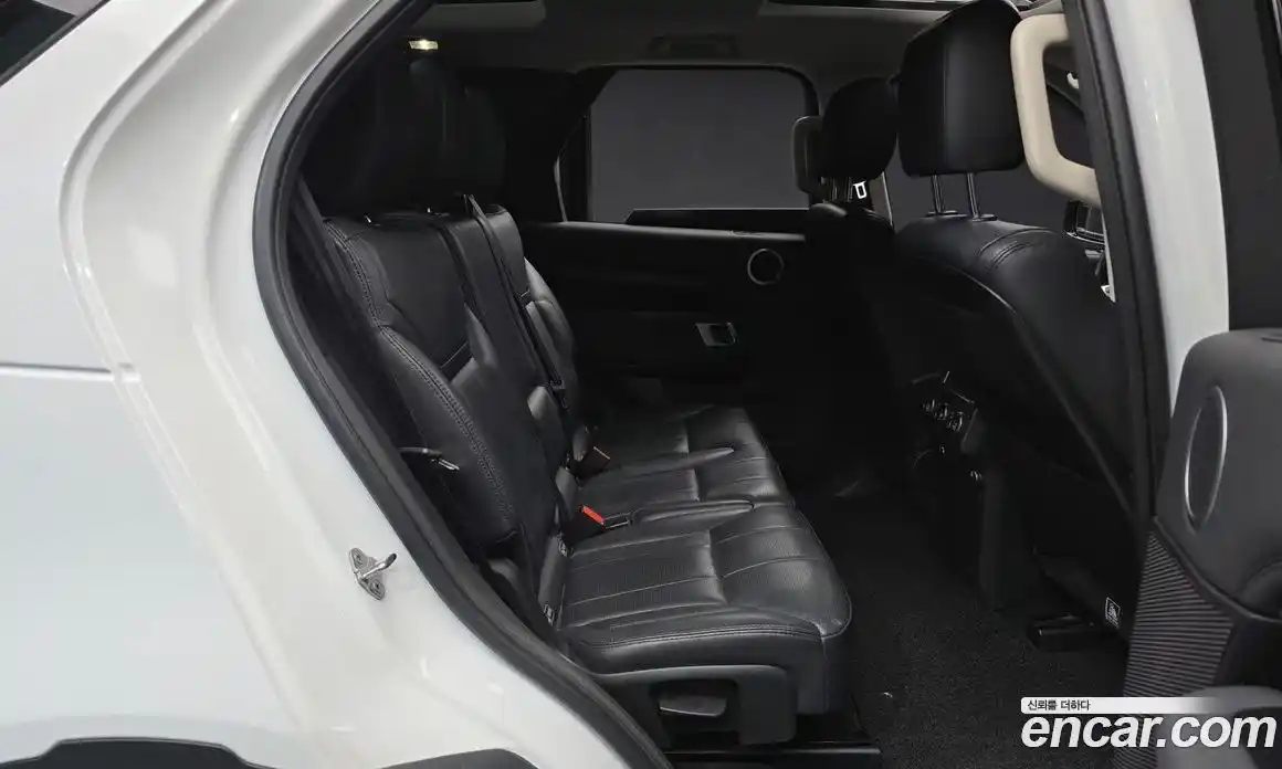 Land Rover Discovery 2017 2.0 гидро в Москве № 2131941, фото 11